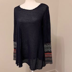 Mixed-Fabric Lightweight Navy Sweater with Nordic-Accented Sleeves